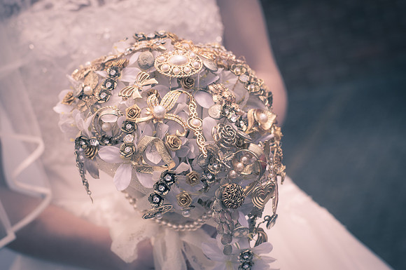 Broach Bouquet